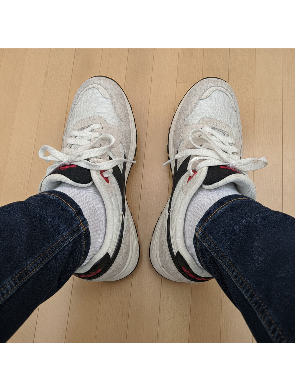 Diadora Double Action Men's Athletic Sneakers - White, Black, Red